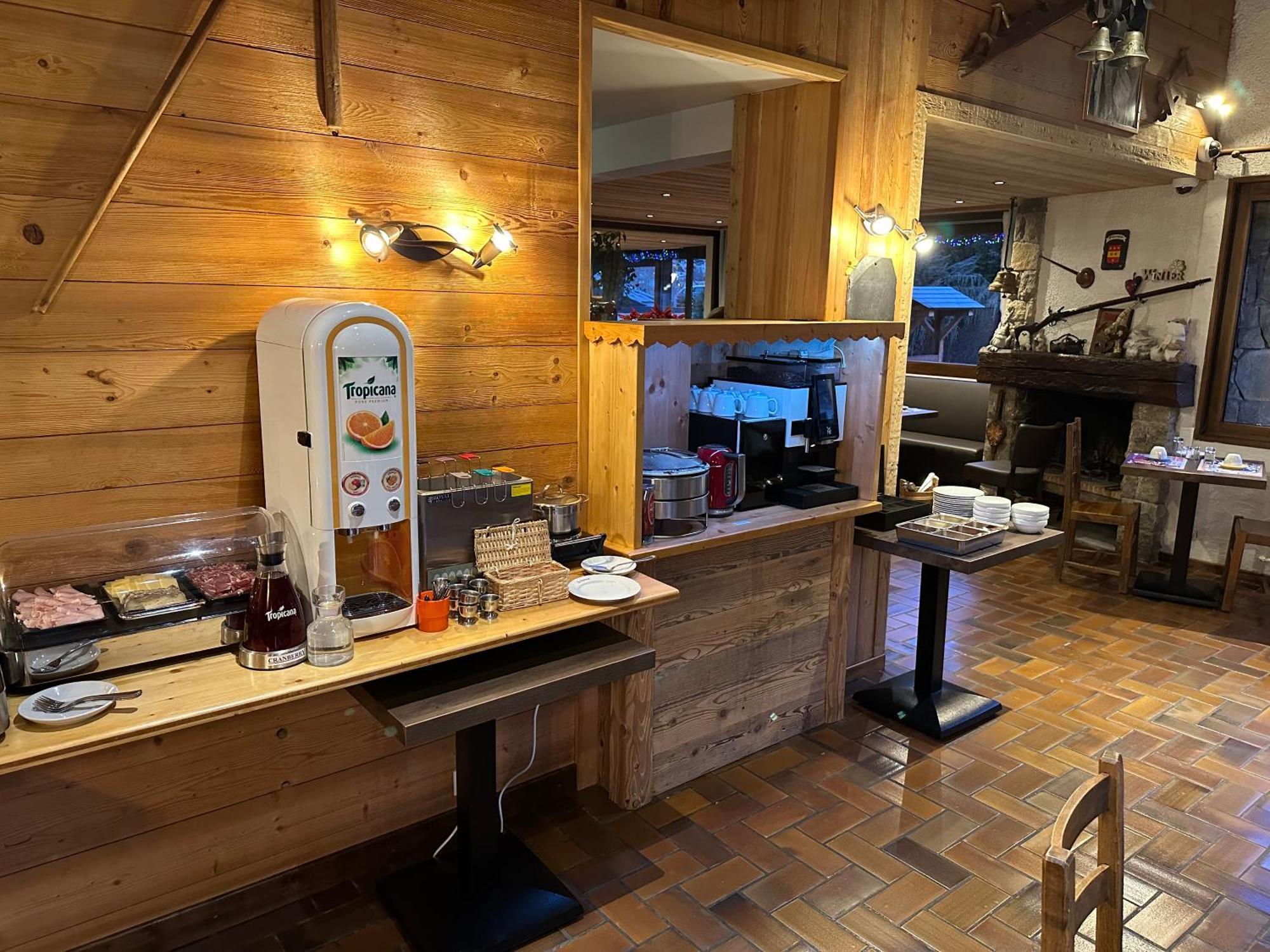 索利酒店 莫尔济讷 外观 照片